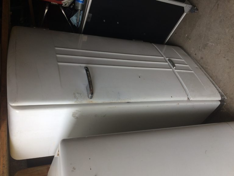 Gibson 1950s Fridge Alpha Coin and Jewelry